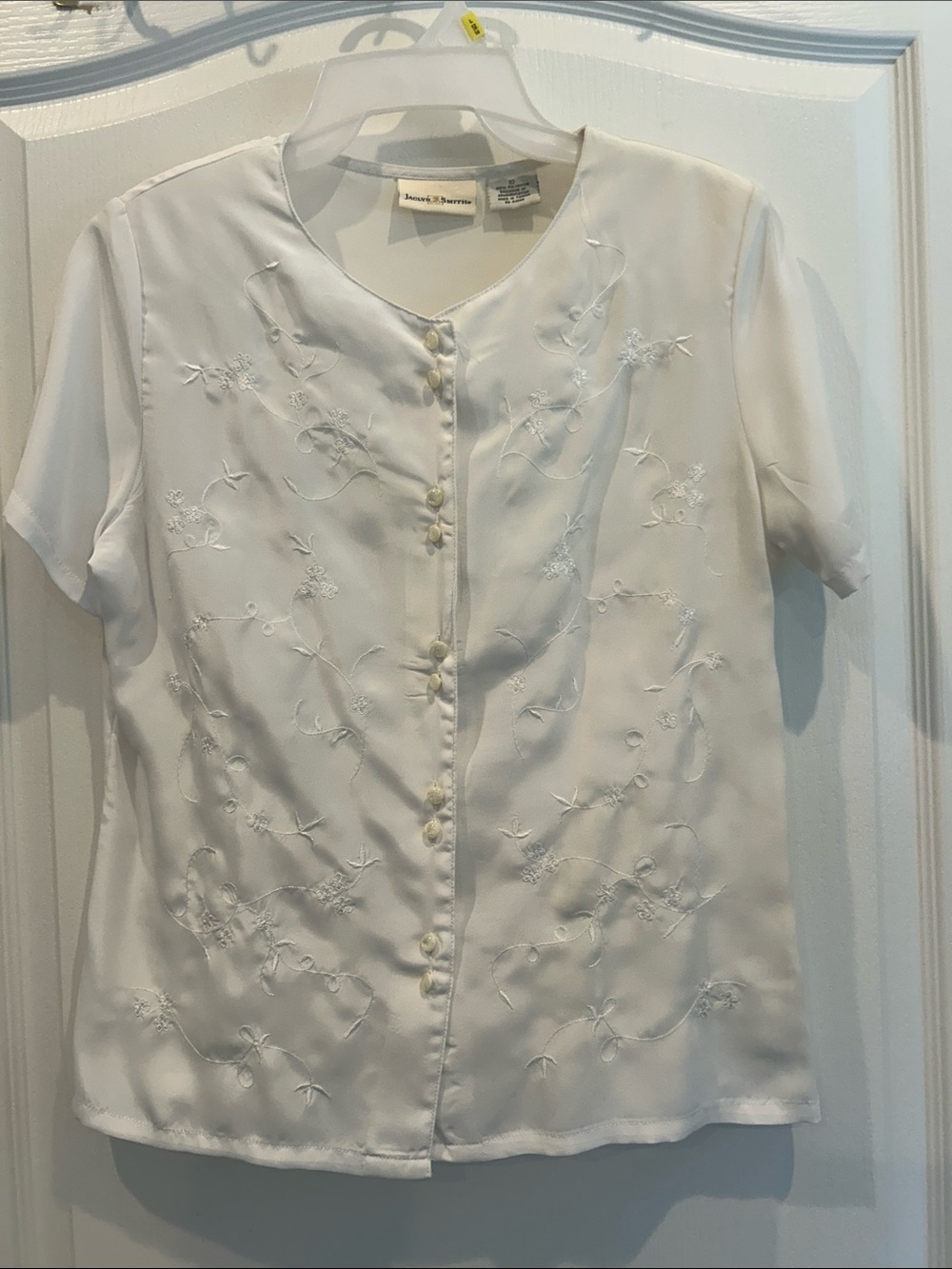 Vintage Jaclyn Smith White Short-Sleeve Embroidered Button-Front Blouse 10